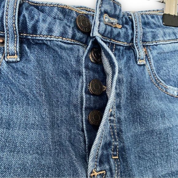 Hidden Jeans: Dark Wash High Rise Destoryed Denim Shorts - Picture 5 of 8